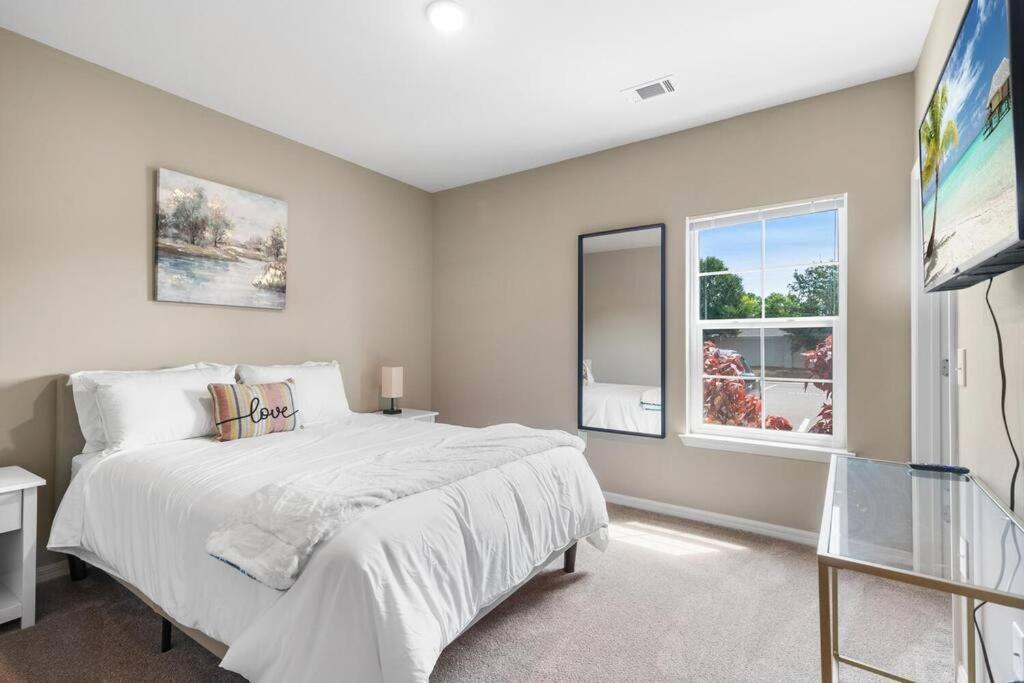 Elegant 2 Bed/2 Bath Apartment In Melbourne Fl Екстериор снимка