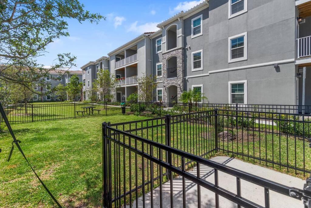 Elegant 2 Bed/2 Bath Apartment In Melbourne Fl Екстериор снимка