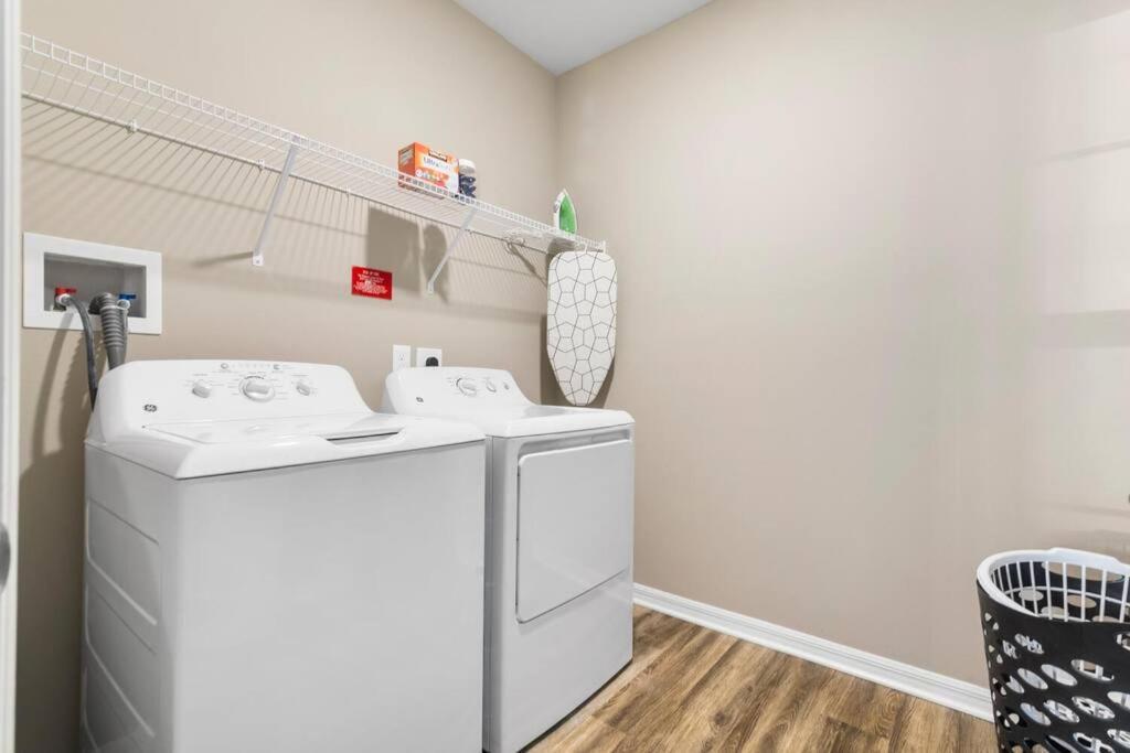 Elegant 2 Bed/2 Bath Apartment In Melbourne Fl Екстериор снимка