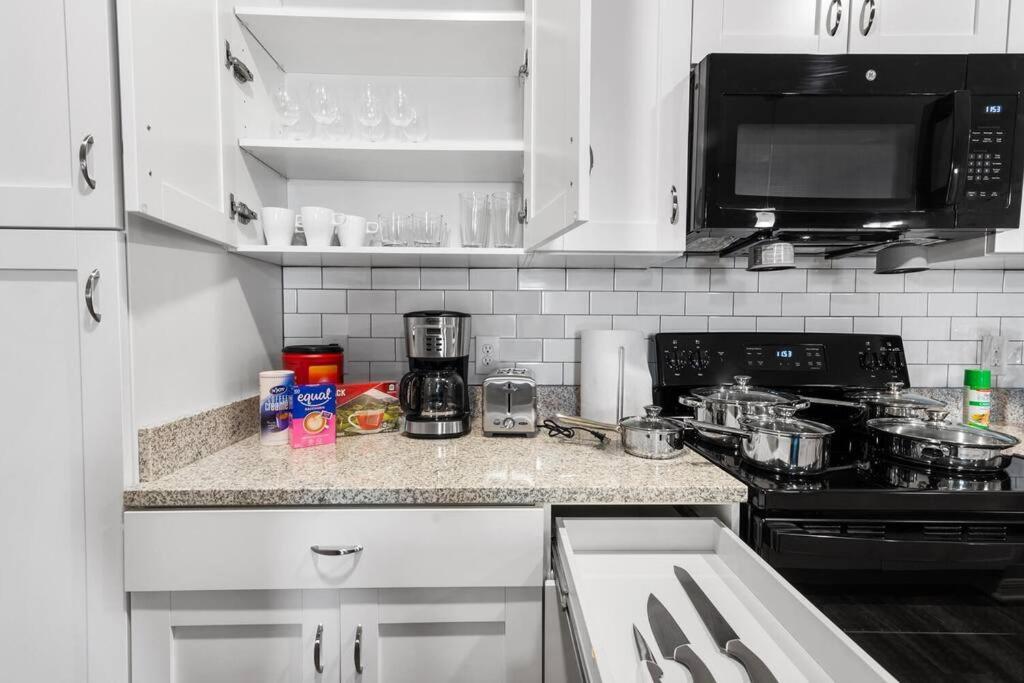 Elegant 2 Bed/2 Bath Apartment In Melbourne Fl Екстериор снимка